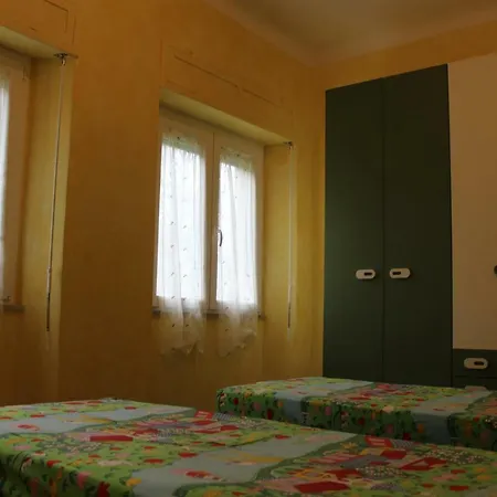 50mt Dal Mare E Dalla Stazione * Deiva Marina